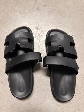 Hermes Chypre Sandals - Noir